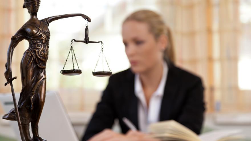 BENEFICIOS DEL SEGURO DE DEFENSA JURÍDICA