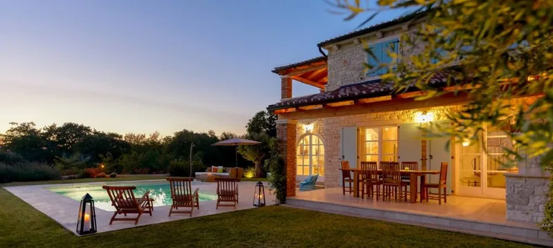 ¿Qué seguros necesita una casa rural? - JLA Asociados